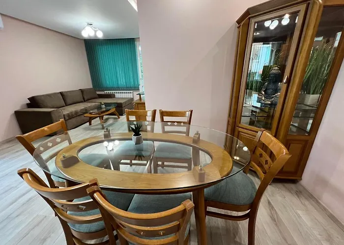 за гости трапезица мак * Veliko Tarnovo