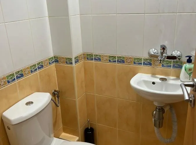 за гости трапезица мак Apartmán Veliko Tarnovo